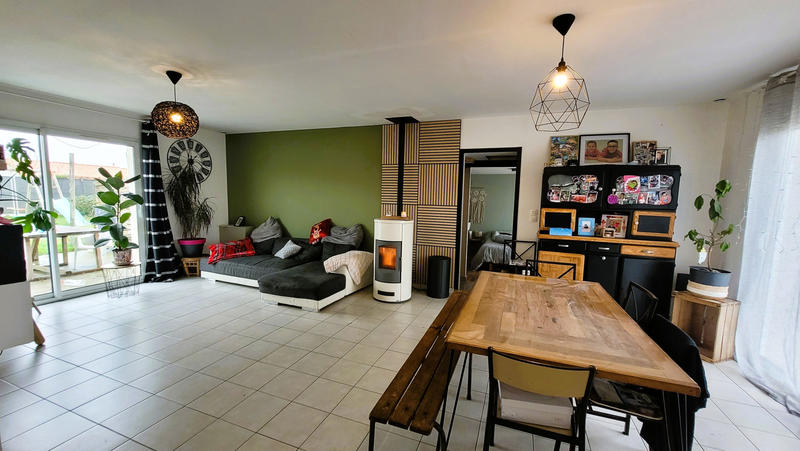 Maison - 98 m² - 5 pièces