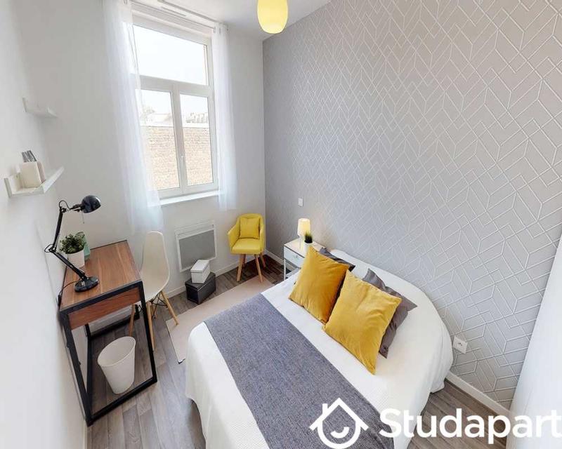 Chambre - 80 m² - 1 pièce