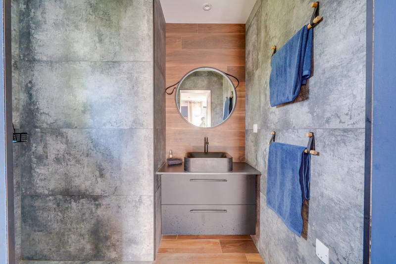 Maison - 180 m² - 6 pièces