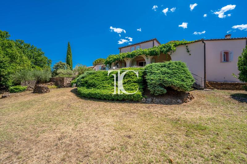 Villa - 145 m² - 7 pièces