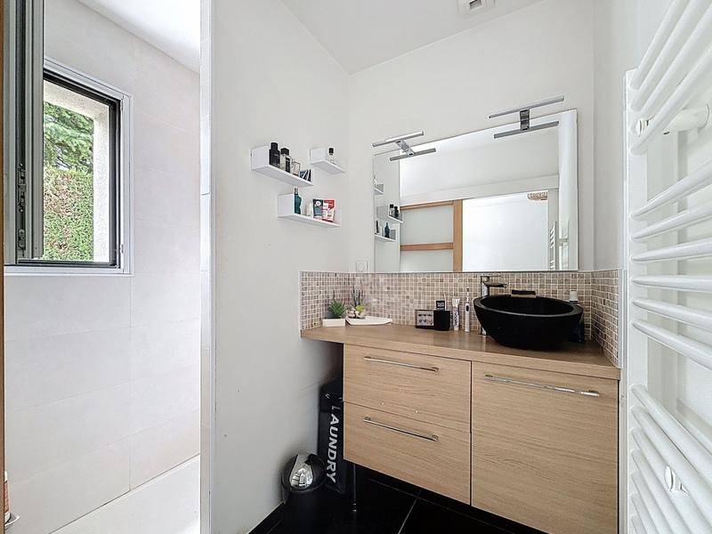 Maison - 178 m² - 8 pièces