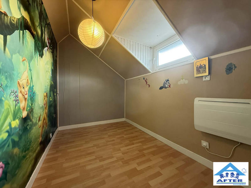 Maison - 105 m² - 6 pièces