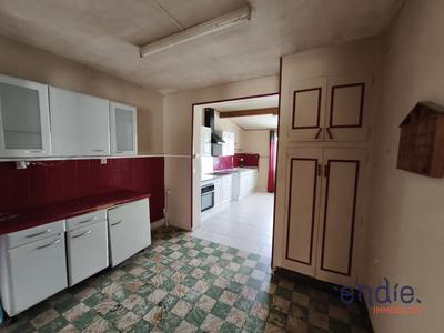 Maison - 156 m² - 7 pièces