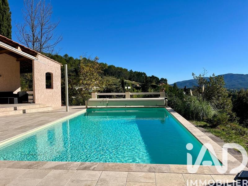 Maison - 166 m² - 6 pièces