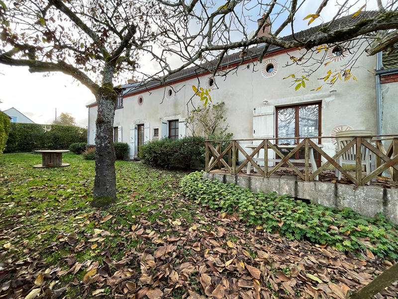 Maison - 240 m² - 7 pièces