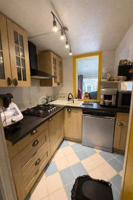 Maison - 80 m² - 4 pièces