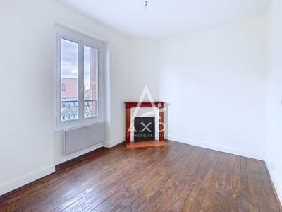 Maison de ville - 73 m² - 3 pièces