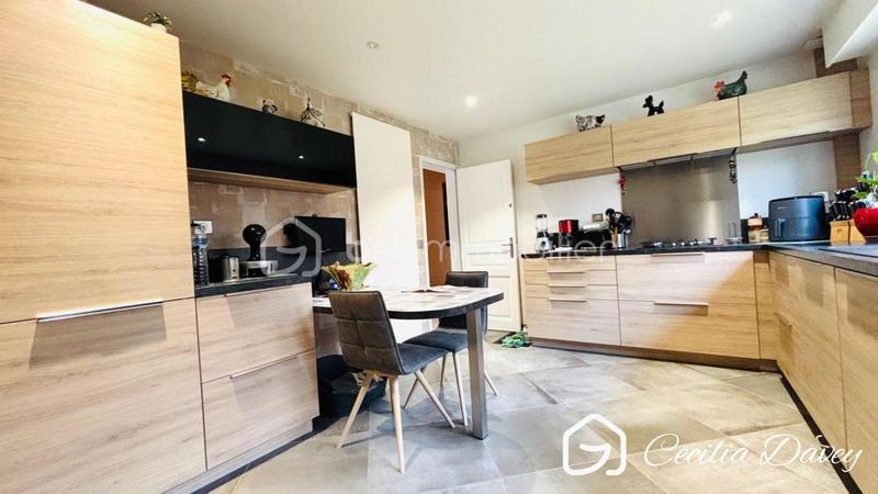 Maison d'architecte - 160 m² - 8 pièces