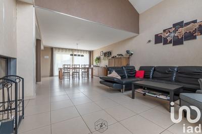 Maison - 152 m² - 6 pièces