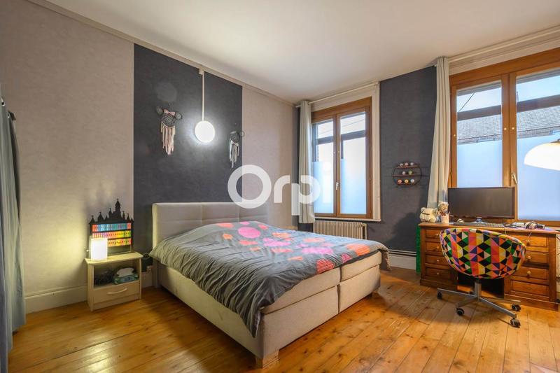 Maison - 195 m² - 7 pièces