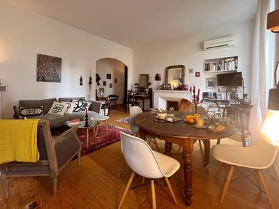 Appartement - 80 m² - 3 pièces