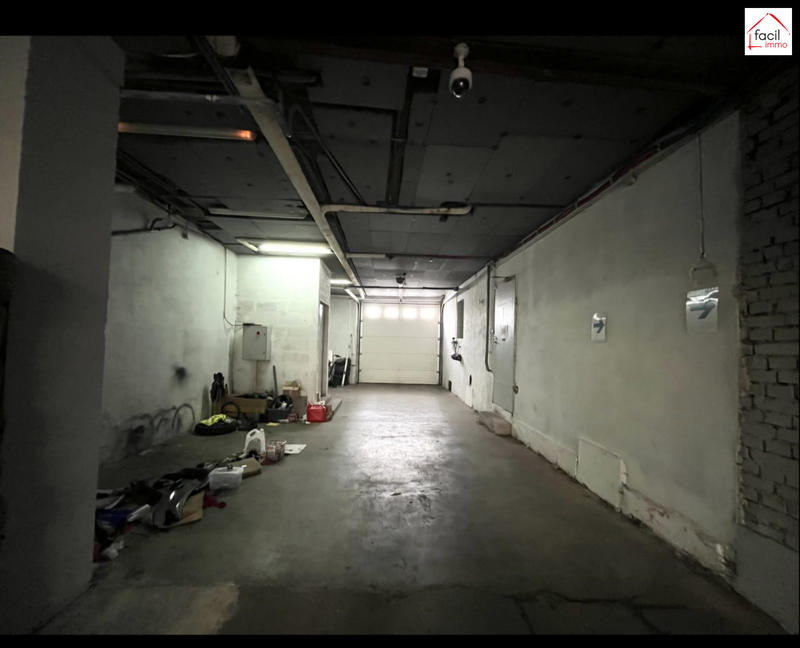 Maison - 320 m² - 10 pièces