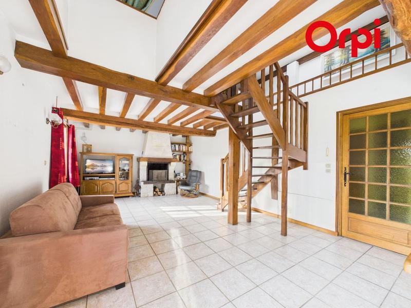 Maison - 102 m² - 4 pièces