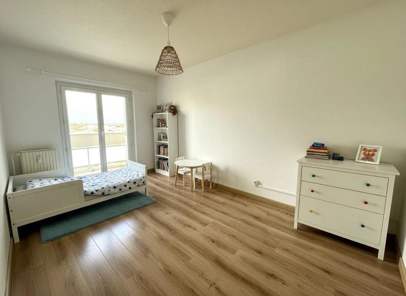 Appartement - 96 m² - 4 pièces