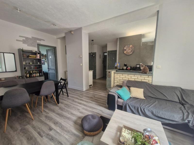 Appartement - 80 m² - 3 pièces
