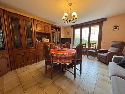 Maison - 84 m² - 4 pièces