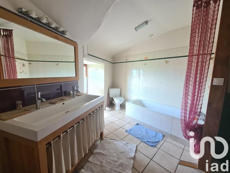 Maison de village - 189 m² - 8 pièces