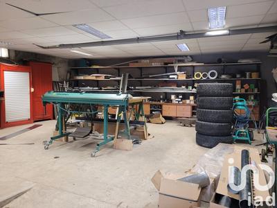 Appartement - 100 m² - 2 pièces