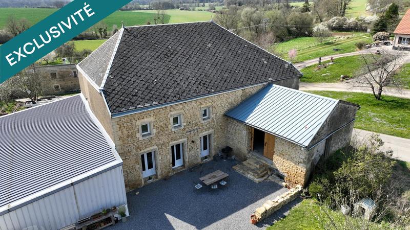 Maison - 233 m² - 10 pièces