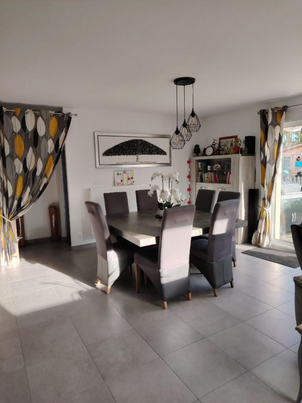Maison - 112 m² - 6 pièces