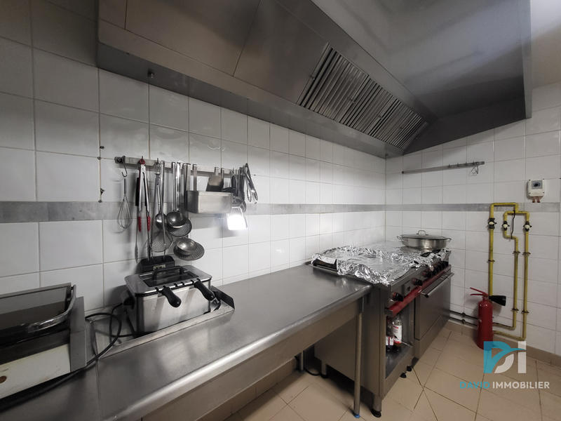 Fonds de commerce - Magasins - 140 m²