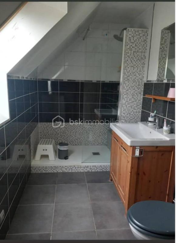 Maison traditionnelle - 107 m² - 5 pièces