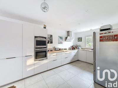 Maison - 137 m² - 5 pièces