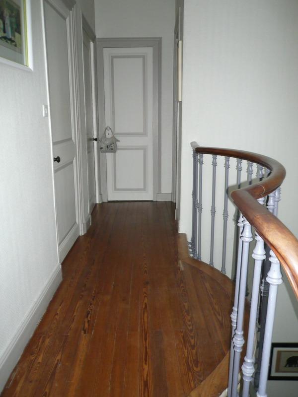 Maison de ville - 261 m² - 11 pièces