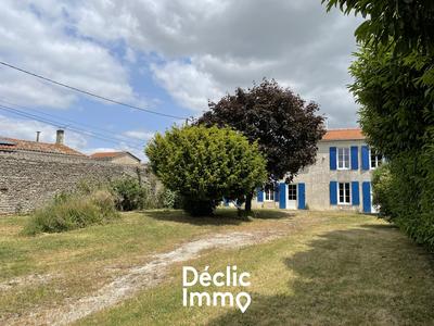 Maison - 338 m² - 8 pièces