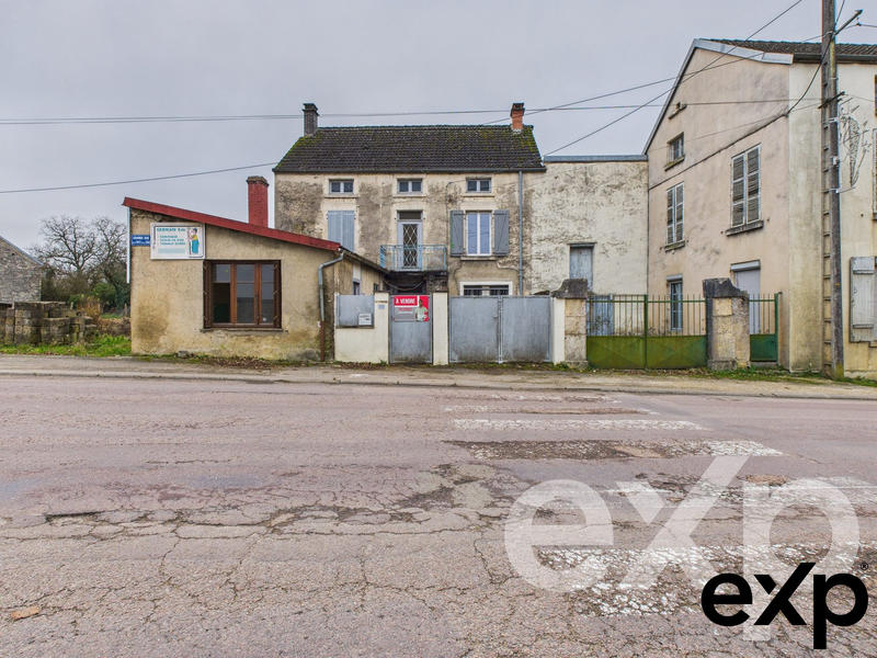 Maison traditionnelle - 151 m² - 5 pièces