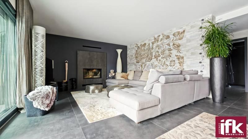 Maison - 165 m² - 5 pièces