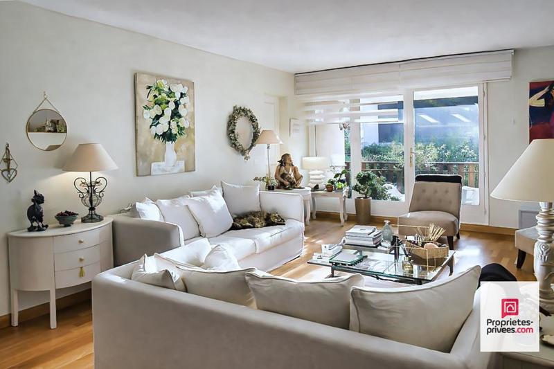 Appartement - 90 m² - 4 pièces