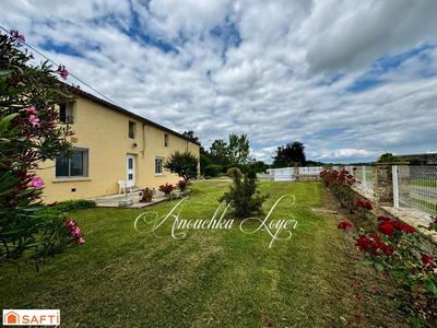 Maison - 292 m² - 9 pièces