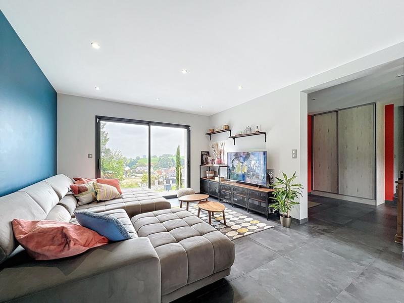 Maison contemporaine - 136 m² - 7 pièces