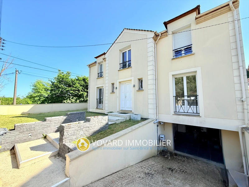 Maison - 179 m² - 7 pièces