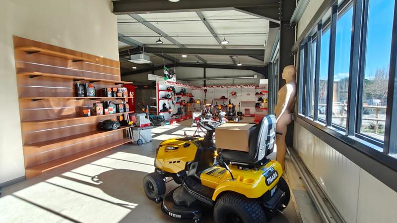 Local commercial - 453 m²