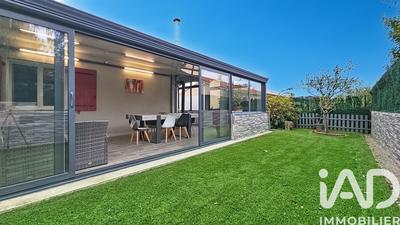 Maison - 107 m² - 6 pièces