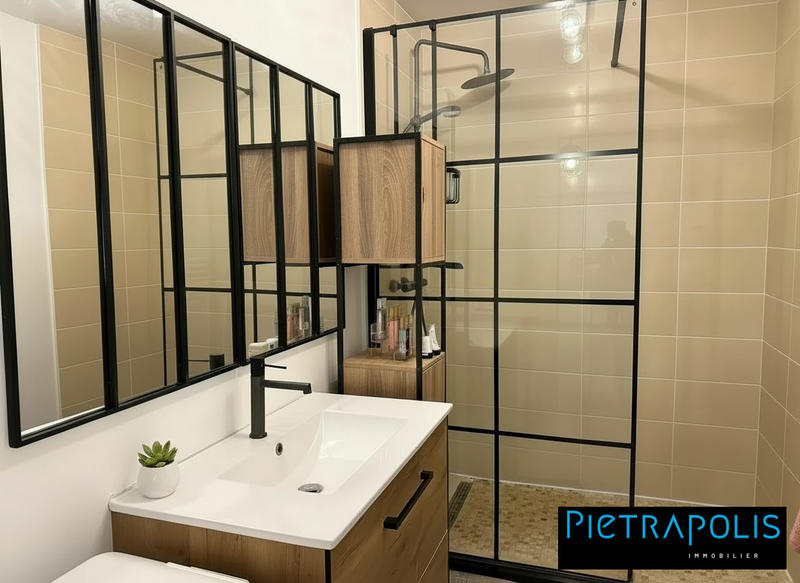 Appartement - 57 m² - 3 pièces