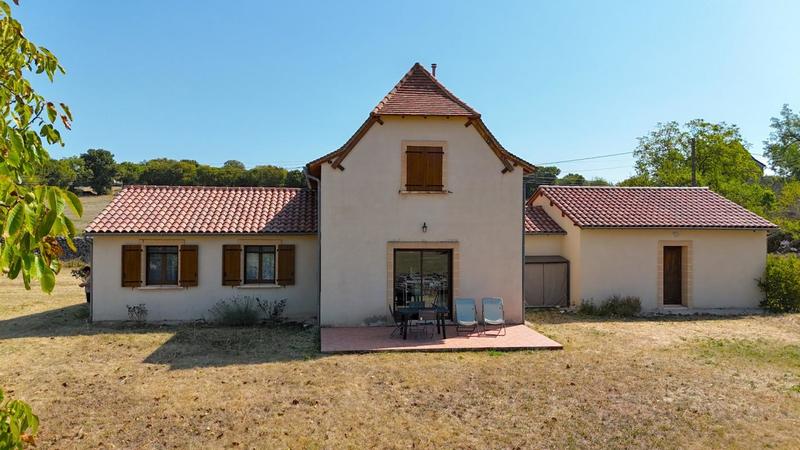 Maison traditionnelle - 160 m² - 5 pièces