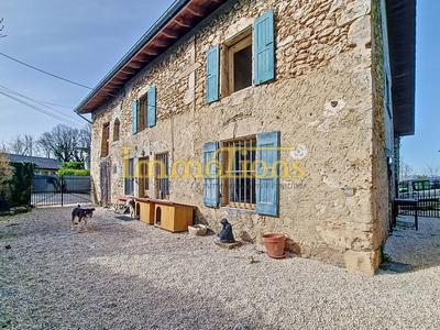 Maison - 162 m² - 5 pièces