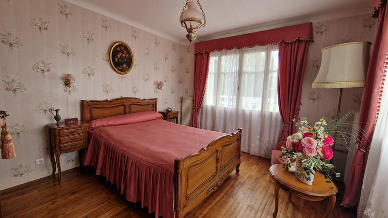 Maison - 146 m² - 8 pièces