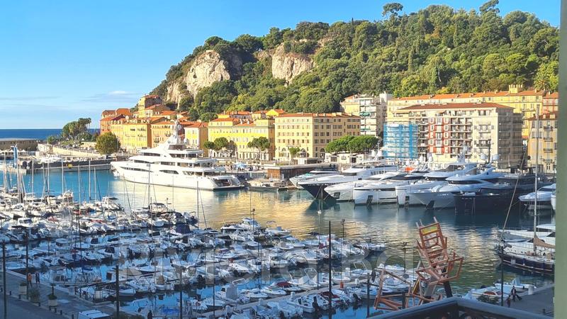 Appartement - 138 m² - 4 pièces