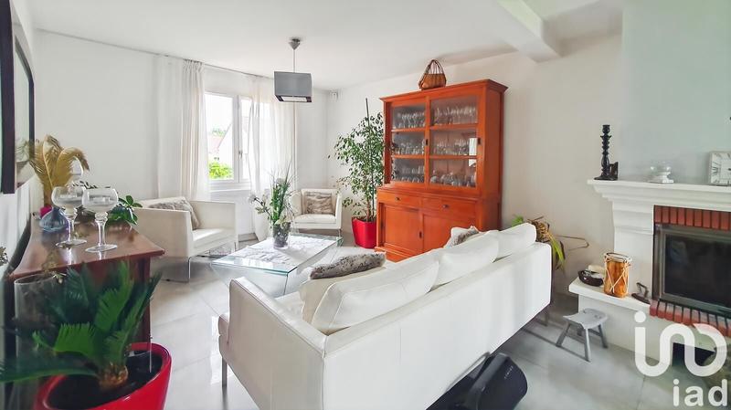 Maison - 141 m² - 6 pièces