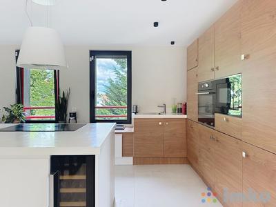 Appartement - 130 m² - 4 pièces