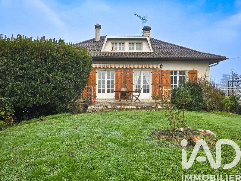 Maison - 140 m² - 5 pièces