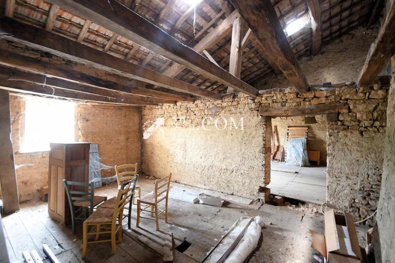 Maison de village - 80 m² - 4 pièces