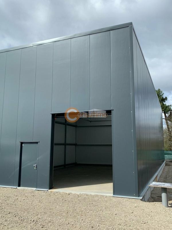 Local d'activité / Entrepôt - 95 m²