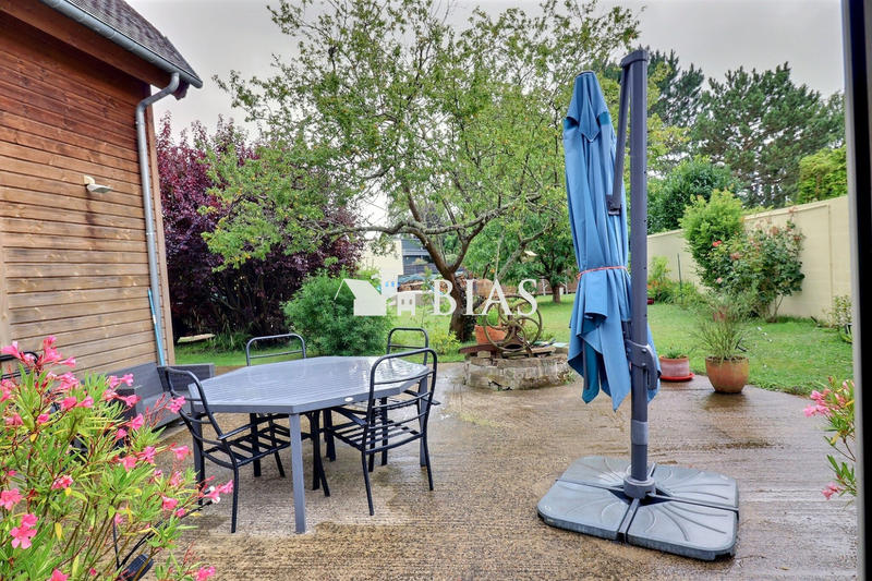 Maison ancienne - 225 m² - 7 pièces