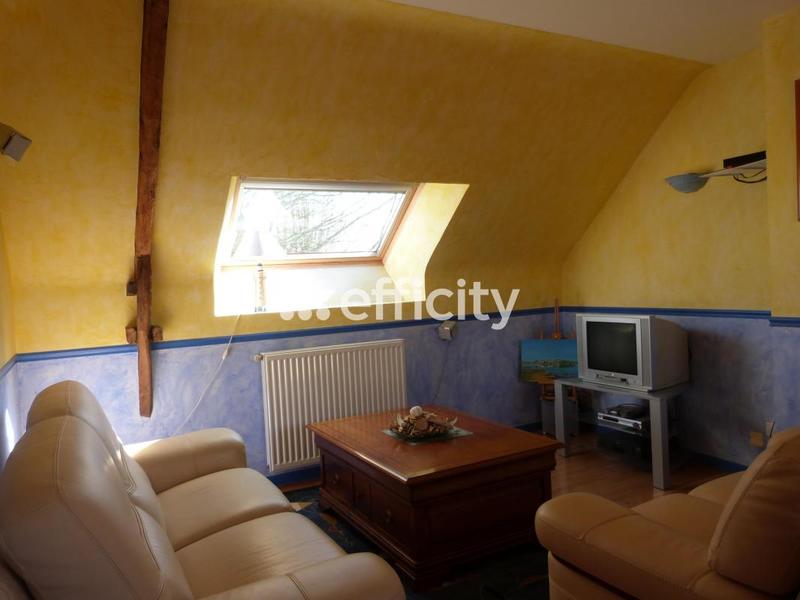 Maison - 310 m² - 16 pièces