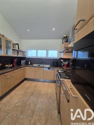 Maison - 96 m² - 4 pièces